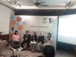 dokter-spesialis-mata-dan-founder-silk-lasik-center-sophia-pudjiastuti_20180430_173236.jpg