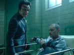 doug-hutchison-dan-dominic-west-dalam-punisher-war-zone-2008.jpg