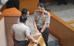 dpr-setujui-budi-gunawan-sebagai-calon-kapolri_20150115_164148.jpg