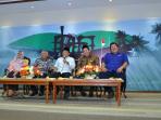 dpr-silahturahmi-dengan-wartawan_20160608_155331.jpg