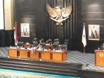 dprd-dki-jakarta-menggelar-rapat-paripur_20171116_114751.jpg