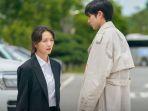 drama-korea-moon-in-the-day-dibintangi-pyo-ye-jin-dan-kim-young-dae.jpg
