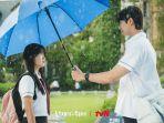 drama-lovely-runner-yang-segera-tayang-senin-842024.jpg