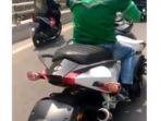 driver-ojol-tertangkap-kamera-sedang-keliling-dengan-mengendarai-can-am-spyder.jpg