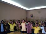 dua-kader-golkar-yaitu-ketua-dpd-golkar-dki-jakarta-fayakhun-andriadi_20161206_180521.jpg