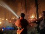dua-kandang-ayam-dan-satu-gudang-buat-penyimpanan-pakan-di-blitar-ludes_20181019_194538.jpg