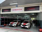 dua-mobil-balap-tim-honda-malaysia-racing-team.jpg