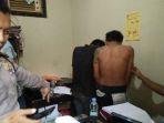 dua-pemuda-yang-kedapatan-menjambret-di-padang-diamankan-di-mapolsek-padang-timur.jpg