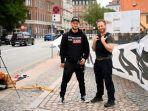 dua-pengunjuk-rasa-yang-menamai-diri-patriot-denmark.jpg