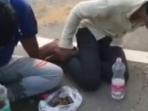 dua-pria-di-india-ini-dipaksa-makan-kotoran-sapi-karena-mengangkut-700-kg-daging-sapi_20160708_033239.jpg