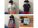 dua-rumah-yang-dijadikan-lokasi-transaksi-perjudian-jenis-toto-gelap-togel-digerebek.jpg