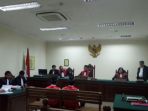 dua-terdakwa-pembunuh-eno-parihah_20170125_211755.jpg