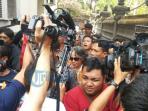 dua-terdakwa-pembunuhan-engeline-agus-tay-hamda-may_20151022_115812.jpg