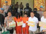dua-wanita-pengedar-sabu-terancam-pidana-seumur-hidup.jpg