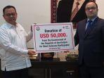 dubes-azerbaijan-serahkan-bantuan.jpg