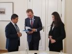 dubes-yuddy-diterima-oleh-walikota-lviv-andriy-sadoviy_20180317_154529.jpg