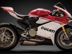 ducati-panigale-s-1299-anniversario_20160705_122848.jpg