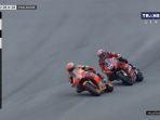 duel-ketat-pembalap-repsol-honda-marc-marquez-dengan-andrea-dovizioso.jpg