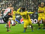 duel-newscastle-united-vs-borussia-dortmund-di-liga-champions.jpg