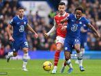 duel-raheem-sterling-vs-gabriel-martinelli.jpg
