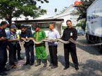 duel-ular-sanca-dengan-petugas-kebersihan.jpg