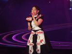 duet-via-vallen-dan-kevin-idol-di-indonesian-idol-2018_20180424_111823.jpg