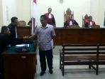 dugaan-korupsi-proyek-bandara-mantan-kadishub-lampung-dituntut-7-tahun-penjara_20161215_114825.jpg