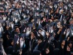 duka-warga-iran-untuk-presiden-ebrahim-raisi_20240521_072533.jpg