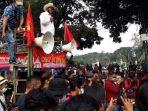 dukun-santet-ke-dpr-nih3.jpg