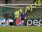 dundalk-player_20160819_163012.jpg