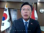 duta-besar-korea-selatan-untuk-indonesia-kim-changbeom-dalam-online-meeting.jpg