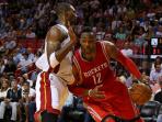 dwight-howard-tembuslawan_20141107_132917.jpg