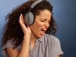 earphone-download-lagu.jpg