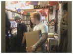 ed-sheeran-di-pasar-santa.jpg