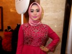 eddies-adelia-hadiri-acara-i-fashion-festival_20151217_134852.jpg