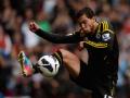 eden-hazard-tahan-bola-gaya-monyet.jpg