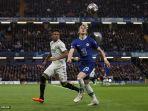 eder-militao-saat-beraksi-melawan-chelsea-di-stamford-bridge.jpg