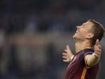 edin-dzeko_20151105_034817.jpg