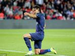 edinson-cavani_20160921_071427.jpg