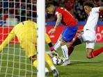 eduardo-vargas-gol_20150630_084642.jpg