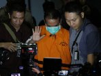 edy-nasution-pansek-pn-jakpus-ditahan-kpk_20160422_011354.jpg