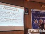 eep-saefulloh-fatah-founder-dan-ceo-polmark-indonesia-sampaikan-hasil-survei-pileg-dan-pilpres-2019.jpg
