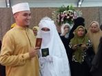 egi-john-diabadikan-bersama-sang-istri_20170702_211137.jpg