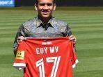 egy-maulana-vikri-diperkenalkan-fc-vion.jpg