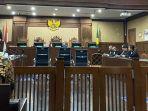 ek-direktur-operasional-pt-bukaka-teknik-utama-tbk-bukk-sofiah-balfas-sidang-putusan-vonis.jpg