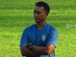 eko-purdjianto-pelatih-persis-solo-2021.jpg