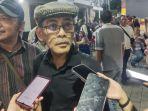 ekonom-senior-indef-faisal-basri-diwawancarai-wartawan-di-kawasan-menteng.jpg