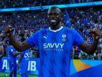 ekpresi-bahagia-koulibaly-saat-membawa-al-hilal-lolos-ke-semifinal-liga-champions-asia.jpg