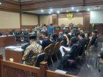 eks-supervisor-pt-waskita-karya-sugiharto-beri-kesaksian-sidang-korupsi-pembangunan-tol-mbz.jpg
