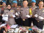ekspose-senpi-rakitan-polresta-bandar-lampung.jpg